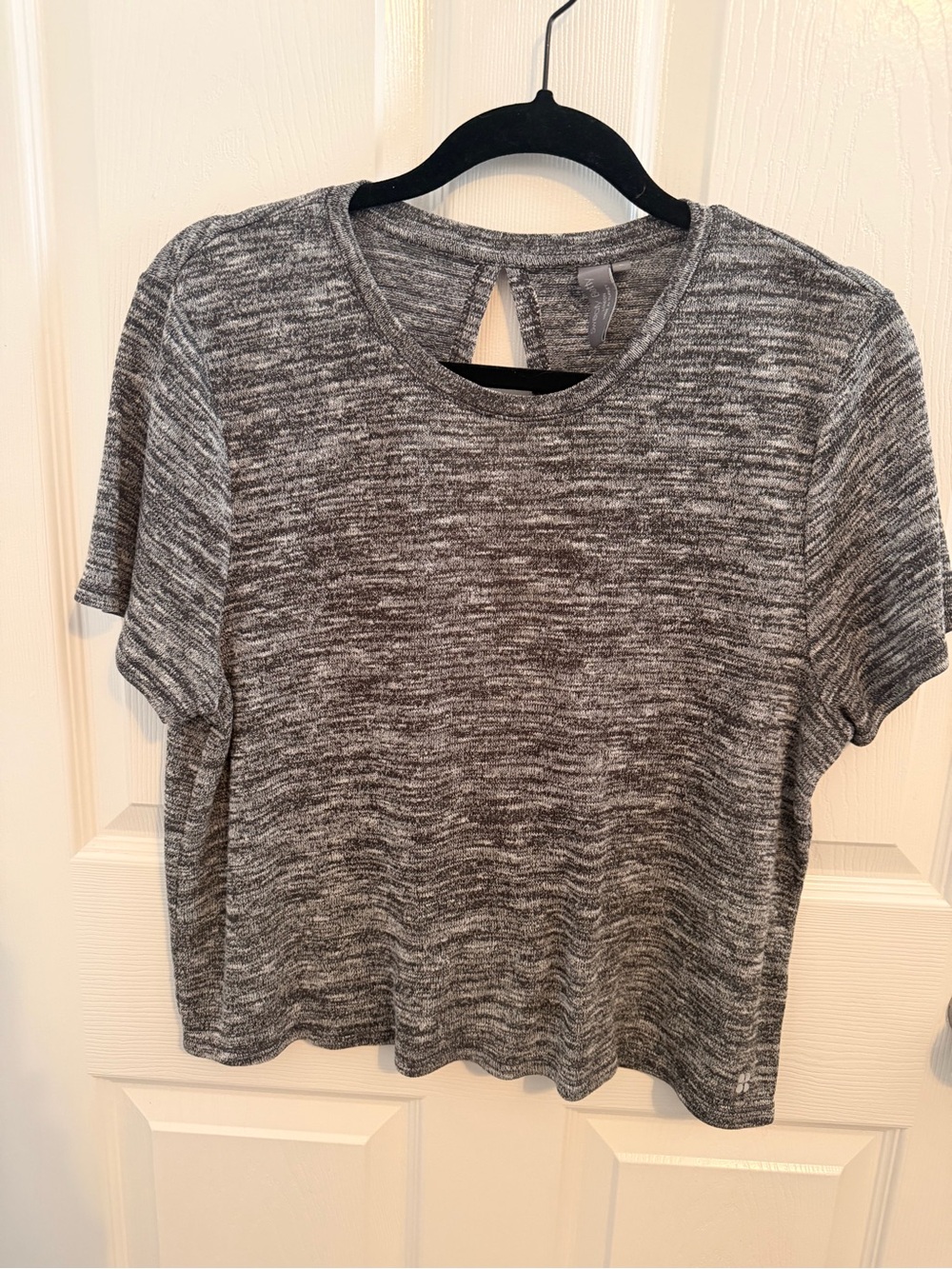 Sweaty Betty Women's Heather Gray Short Sleeve Top w/ Open Back